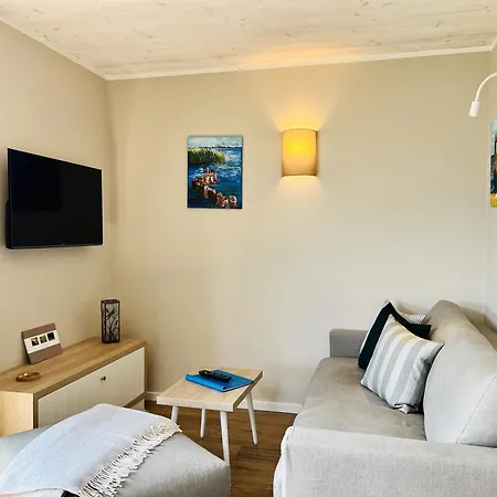 بيت للعطل Mein Ankerplatz 17 Klein Stresow Ruegen By Ruyastay بوتبوس