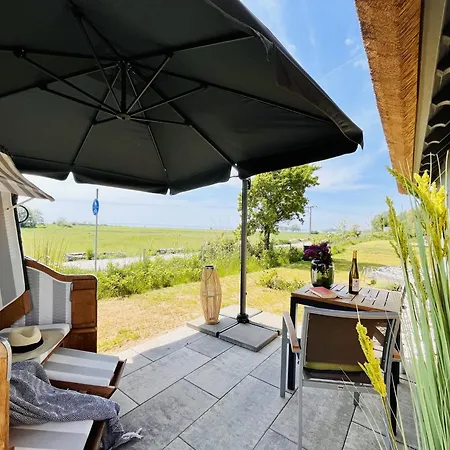 Mein Ankerplatz 17 Klein Stresow Ruegen By Ruyastay بوتبوس