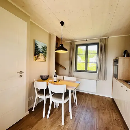 بيت للعطل Mein Ankerplatz 17 Klein Stresow Ruegen By Ruyastay